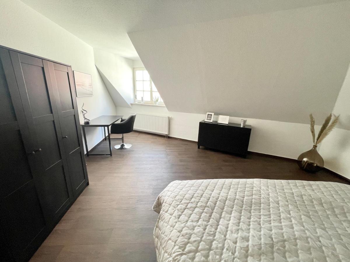 Ferienwohnung Augenblick - Stylisches Apartment In Der Besten Altstadtlage Von Erfurt Exterior foto